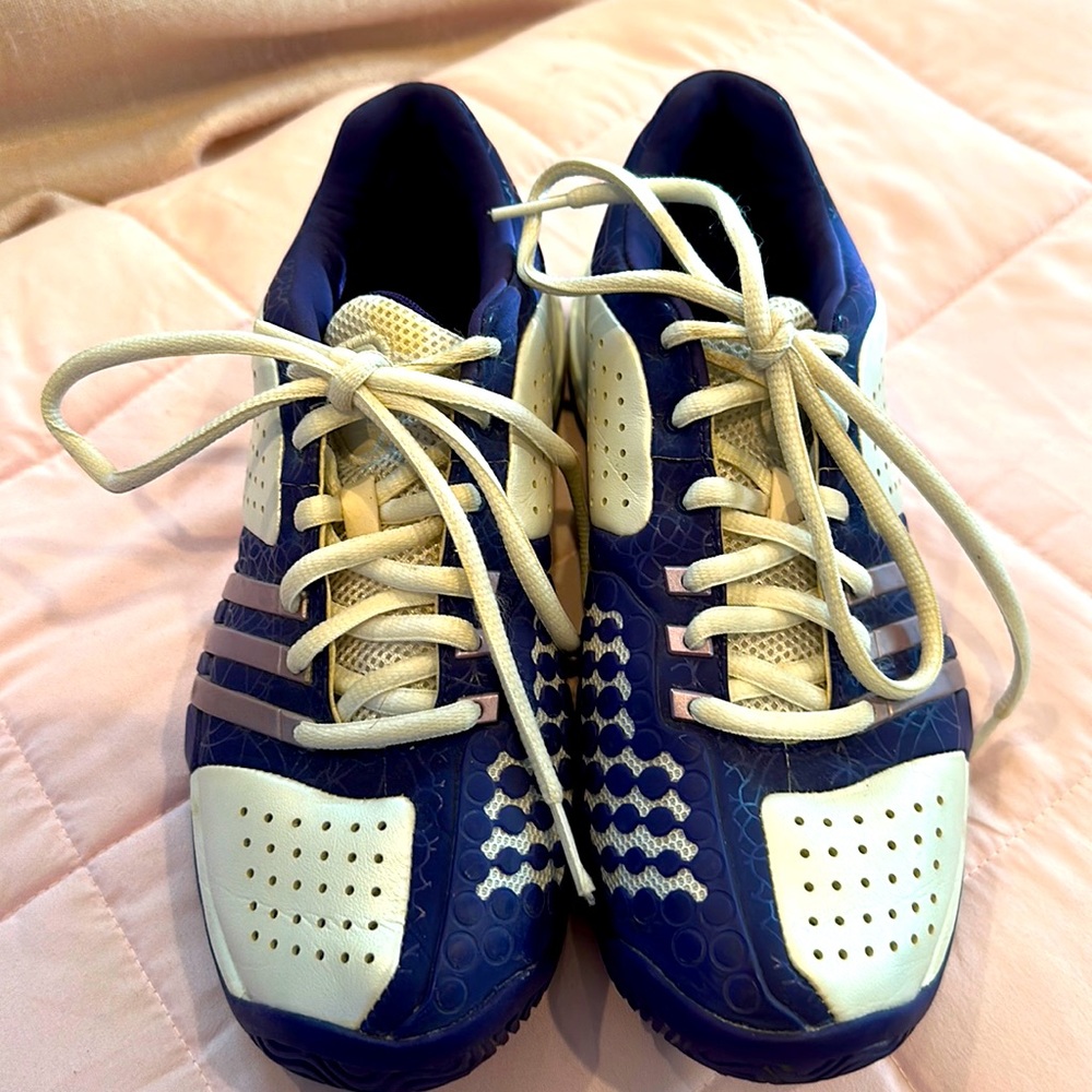 adidas barricade tennis shoe sz 5.5